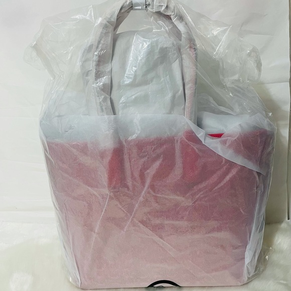 NWT Michael Kors Jodie Merlot Large Logo Jacquard Tote Bag - Picture 10 of 12